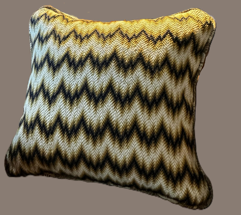 Black & Gold Bargello Front Black & Gold Bargello Front